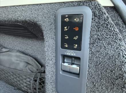 Land Rover - Range Rover