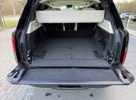 Land Rover - Range Rover