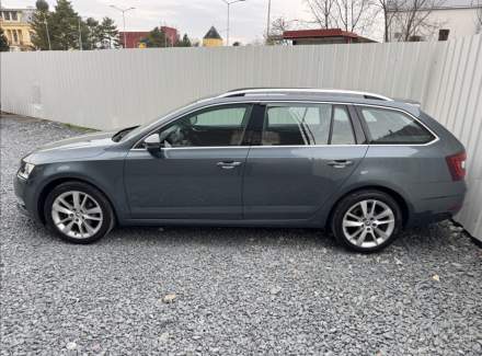Škoda - Octavia
