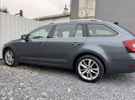 Škoda - Octavia