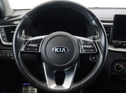 Kia - XCeed