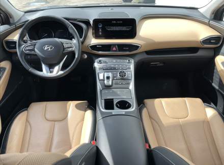 Hyundai - Santa FE