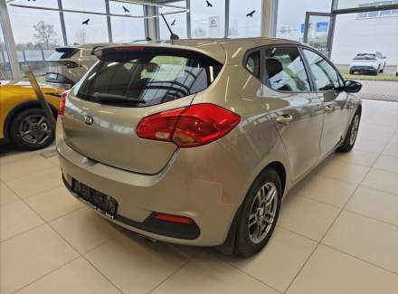 Kia - Cee'd