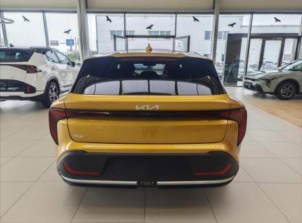 Kia - K4