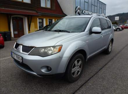 Mitsubishi - Outlander