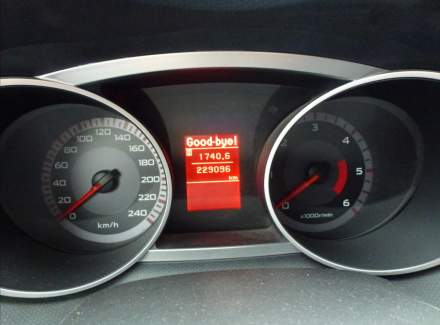 Mitsubishi - Outlander