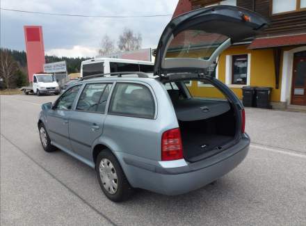 Škoda - Octavia