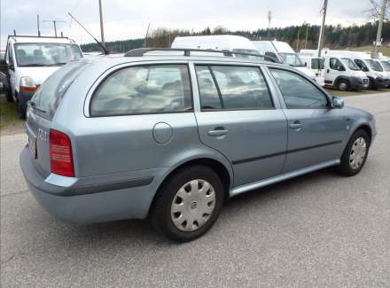 Škoda - Octavia