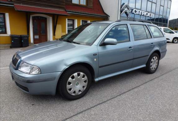 Škoda - Octavia