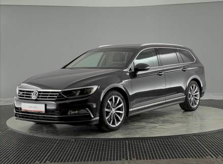 Volkswagen - Passat