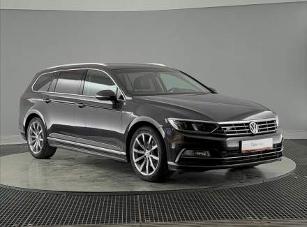 Volkswagen - Passat