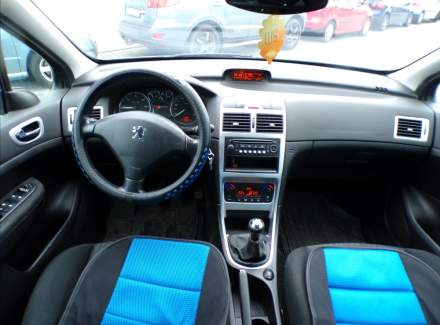 Peugeot - 307