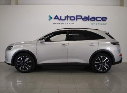 DS Automobiles - DS7 Crossback