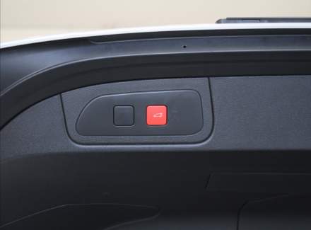 DS Automobiles - DS7 Crossback