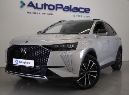 DS Automobiles - DS7 Crossback