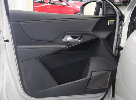 DS Automobiles - DS7 Crossback