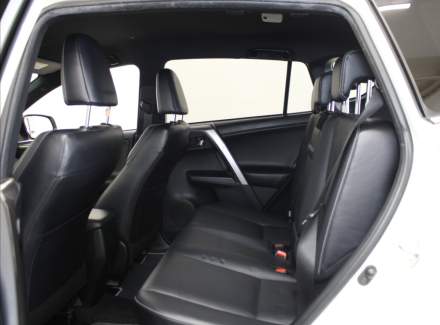 Toyota - RAV 4