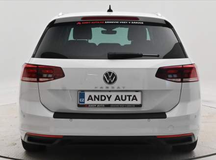 Volkswagen - Passat