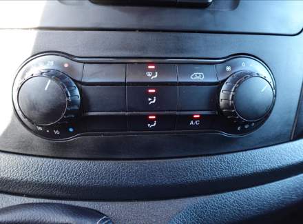 Mercedes-Benz - Vito