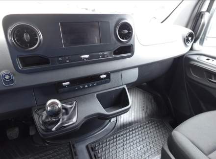 Mercedes-Benz - Sprinter