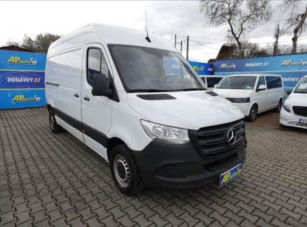 Mercedes-Benz - Sprinter