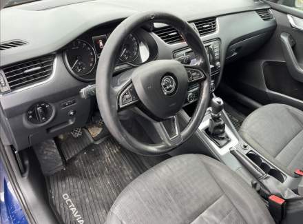 Škoda - Octavia