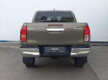 Toyota - Hilux