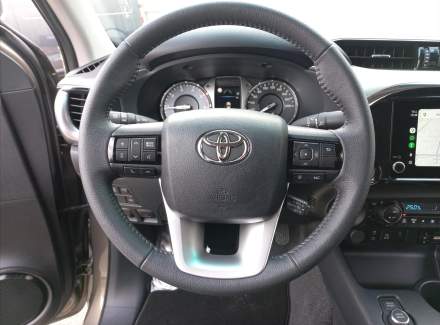 Toyota - Hilux