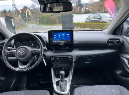 Toyota - Yaris