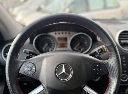 Mercedes-Benz - M-class