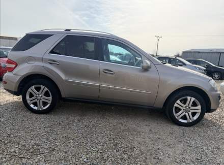 Mercedes-Benz - M-class