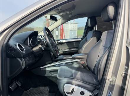 Mercedes-Benz - M-class