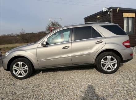 Mercedes-Benz - M-class