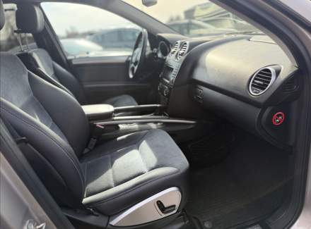 Mercedes-Benz - M-class