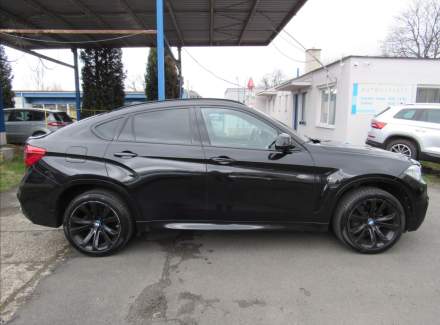 BMW - X6
