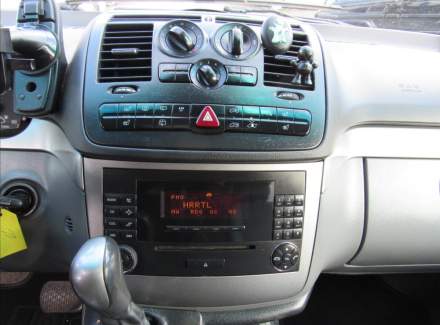 Mercedes-Benz - Viano