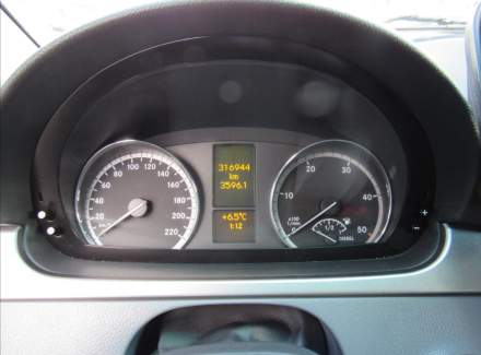 Mercedes-Benz - Viano
