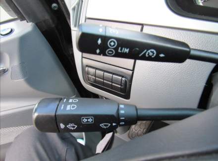 Mercedes-Benz - Viano