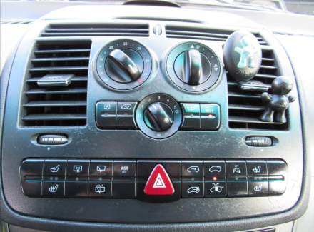 Mercedes-Benz - Viano