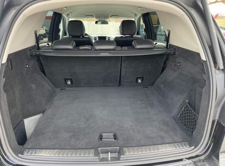 Mercedes-Benz - M-class