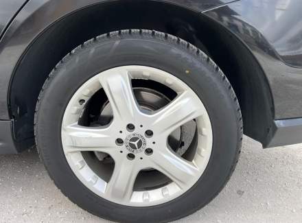 Mercedes-Benz - M-class