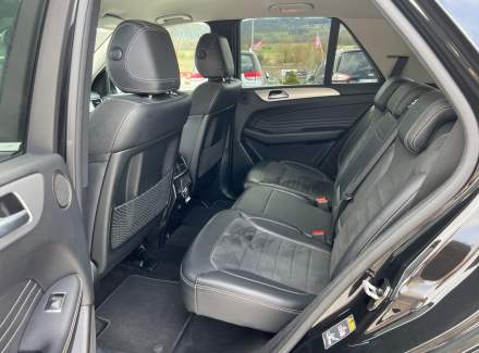 Mercedes-Benz - M-class