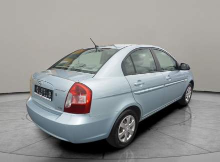 Hyundai - Accent