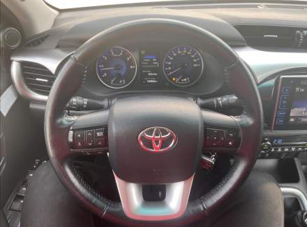 Toyota - Hilux