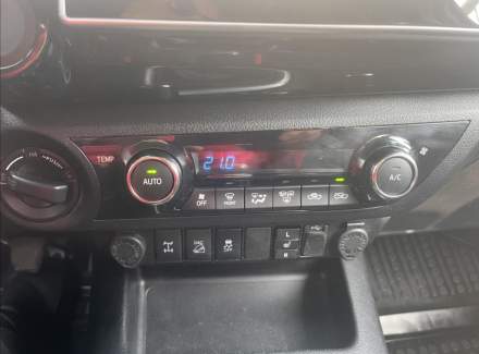 Toyota - Hilux