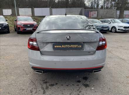 Škoda - Octavia