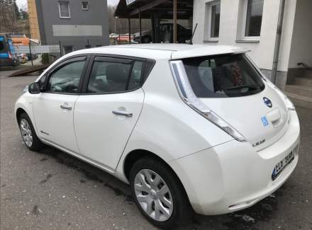 Nissan - Leaf