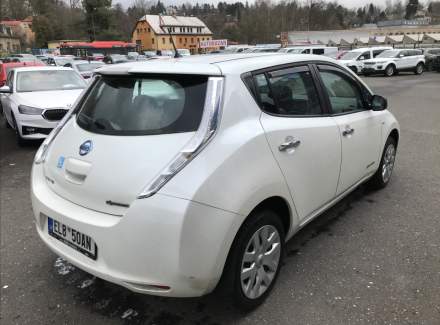 Nissan - Leaf