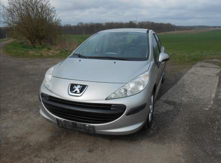 Peugeot - 207