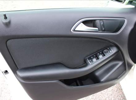 Mercedes-Benz - B-class